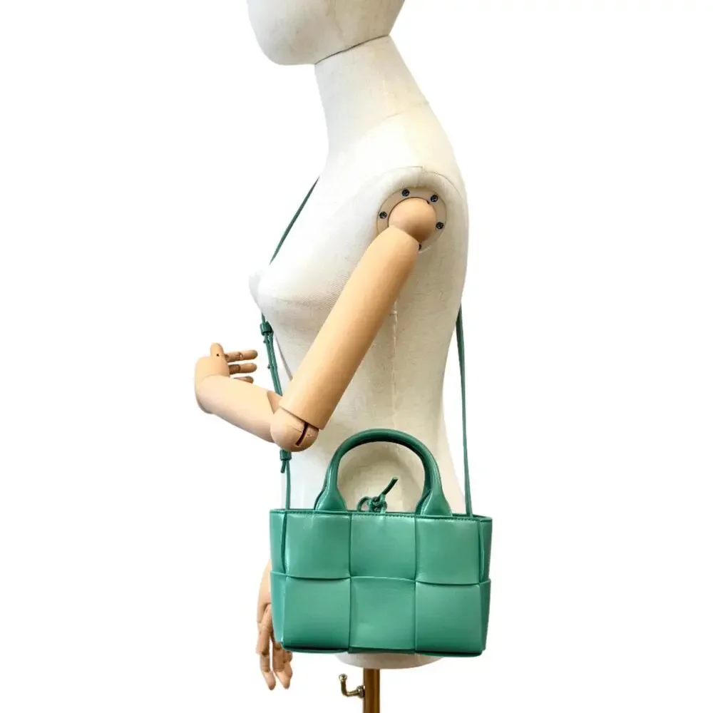 Intreccio Candy Arco Tote in Mermaid Green - Picture 11 of 12